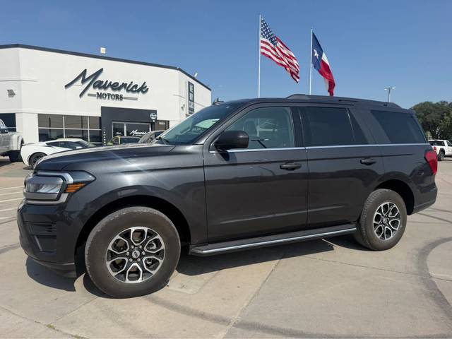 2023 Ford Expedition XLT RWD photo