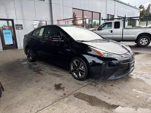 2020 Toyota Prius XLE FWD photo