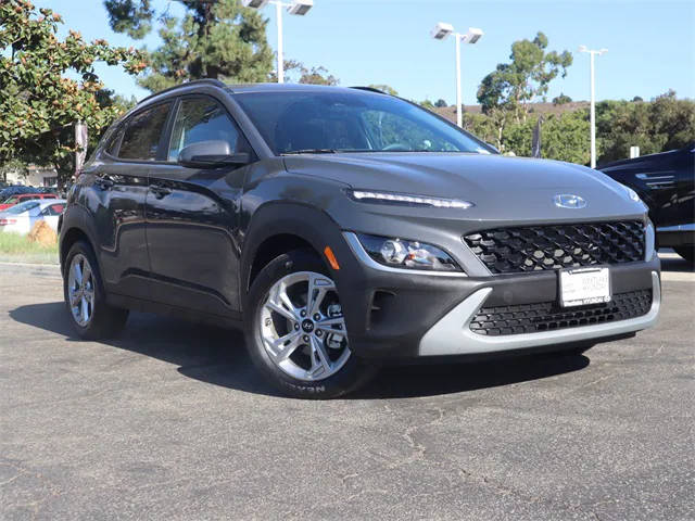 2023 Hyundai Kona SEL FWD photo