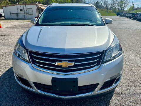 2015 Chevrolet Traverse LT FWD photo