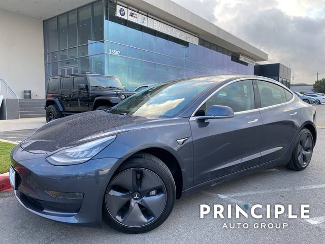 2020 Tesla Model 3 Standard Range RWD photo