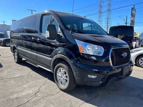 2021 Ford Transit Passenger Wagon XLT RWD photo