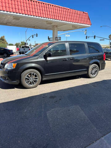 2018 Dodge Grand Caravan SE Plus FWD photo