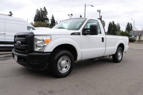 2015 Ford F-250 Super Duty XL RWD photo