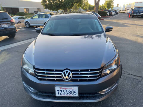 2015 Volkswagen Passat  FWD photo