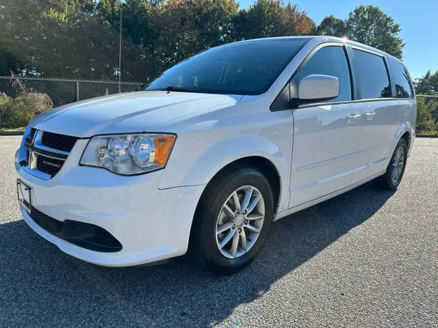 2016 Dodge Grand Caravan SE Plus FWD photo