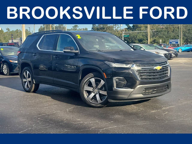 2022 Chevrolet Traverse LT Leather FWD photo