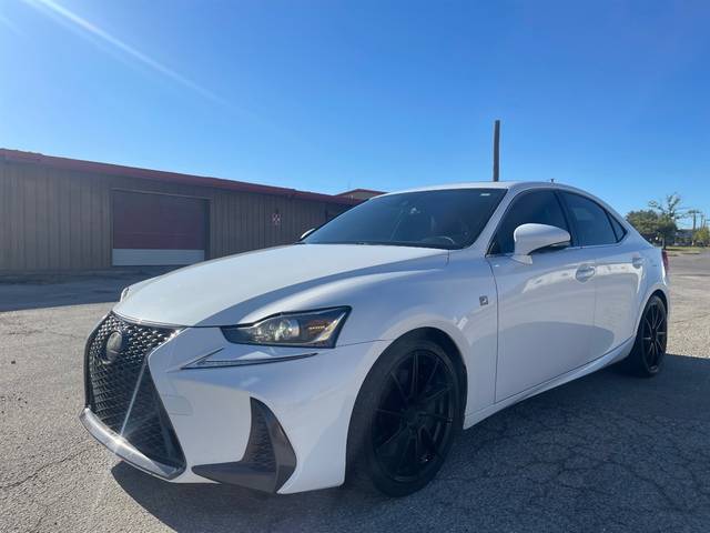2018 Lexus IS  RWD photo