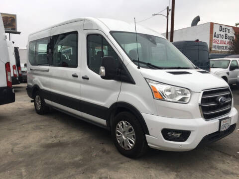 2020 Ford Transit Passenger Wagon XLT RWD photo