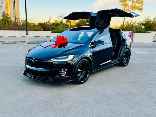 2021 Tesla Model X Long Range Plus AWD photo