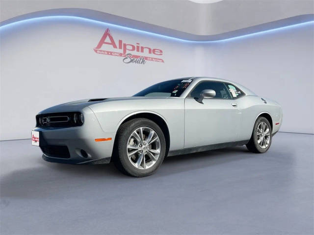 2023 Dodge Challenger SXT AWD photo