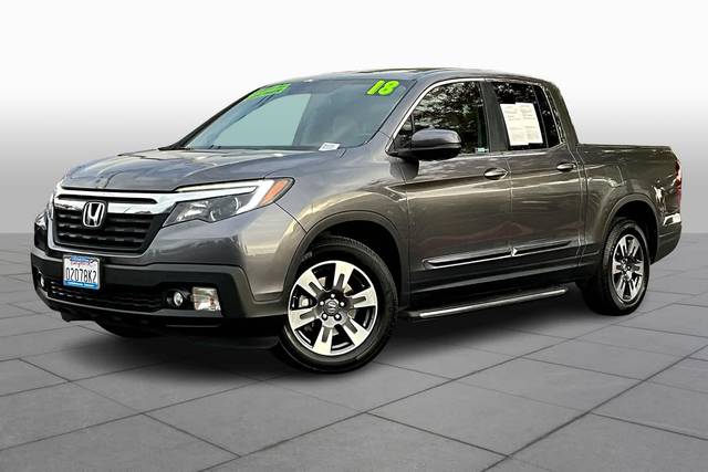 2018 Honda Ridgeline RTL-T FWD photo