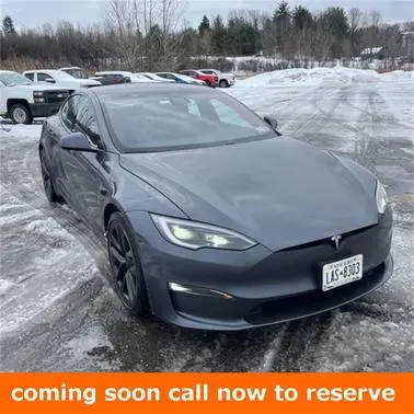 2022 Tesla Model S Plaid AWD photo