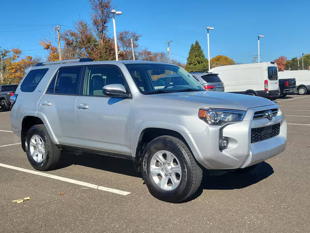 2023 Toyota 4Runner SR5 4WD photo