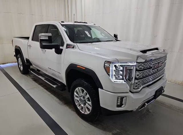 2023 GMC Sierra 2500HD Denali 4WD photo