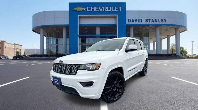 2022 Jeep Grand Cherokee Laredo X RWD photo
