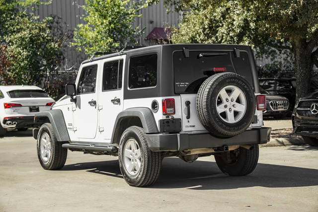 2017 Jeep Wrangler Unlimited Sport 4WD photo