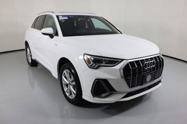 2023 Audi Q3 S line Premium AWD photo