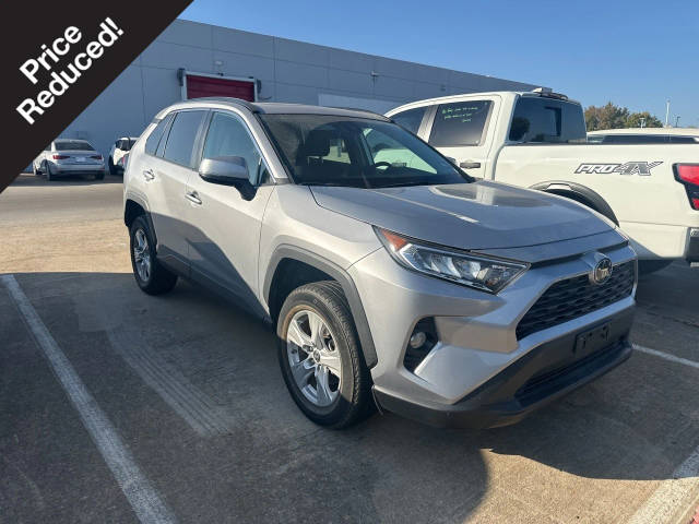 2019 Toyota RAV4 XLE AWD photo