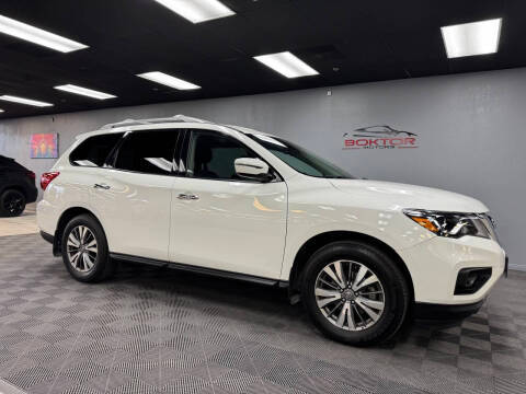 2019 Nissan Pathfinder S FWD photo