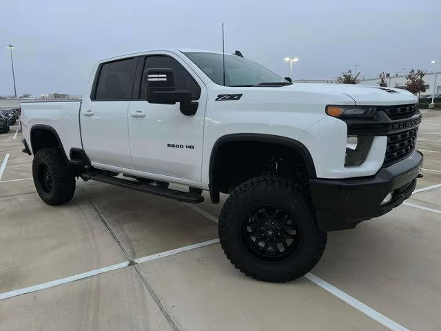 2023 Chevrolet Silverado 2500HD LT 4WD photo