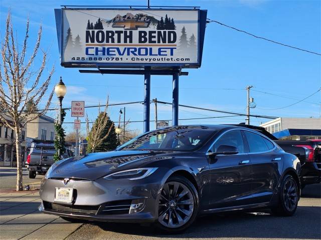 2020 Tesla Model S Long Range AWD photo