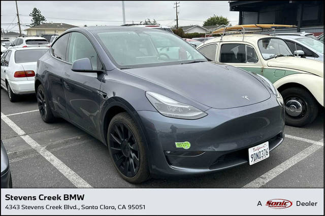 2023 Tesla Model Y Long Range AWD photo