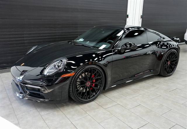 2022 Porsche 911 Carrera S RWD photo