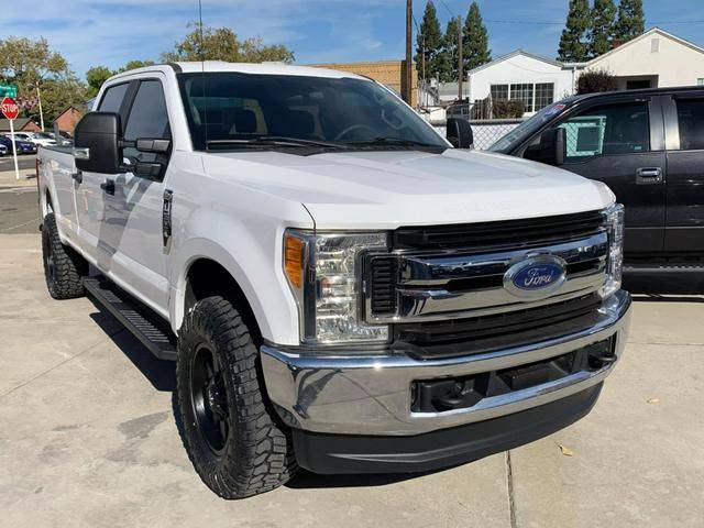 2019 Ford F-350 Super Duty XL 4WD photo