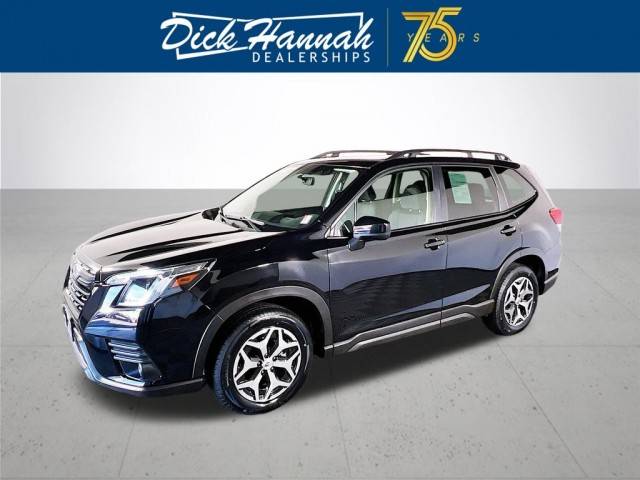 2022 Subaru Forester Premium AWD photo