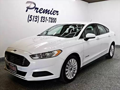 2016 Ford Fusion S Hybrid FWD photo