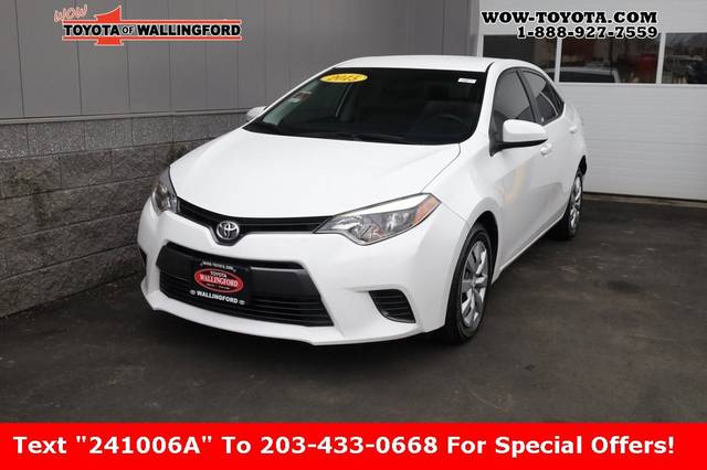 2015 Toyota Corolla LE FWD photo