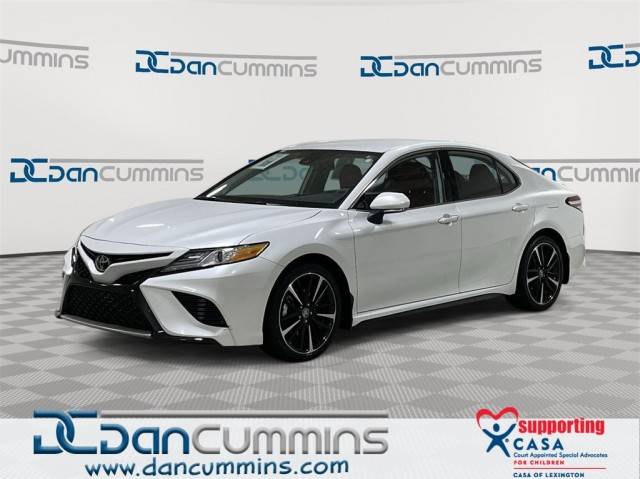 2020 Toyota Camry XSE FWD photo