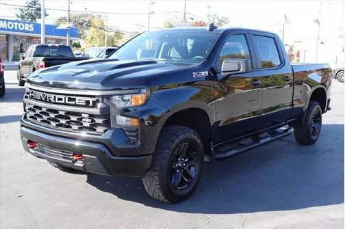 2022 Chevrolet Silverado 1500 Custom Trail Boss 4WD photo