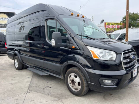 2020 Ford Transit Passenger Wagon XLT RWD photo