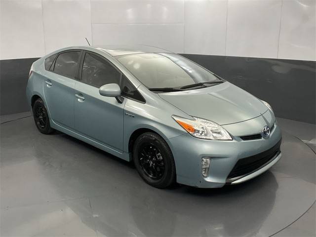 2015 Toyota Prius Three FWD photo