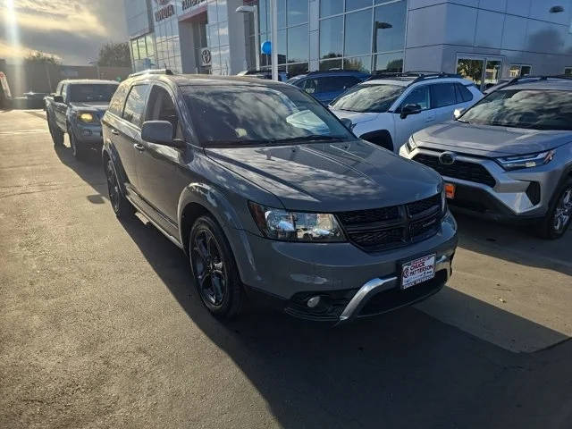 2020 Dodge Journey Crossroad FWD photo