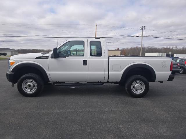 2016 Ford F-250 Super Duty XL 4WD photo