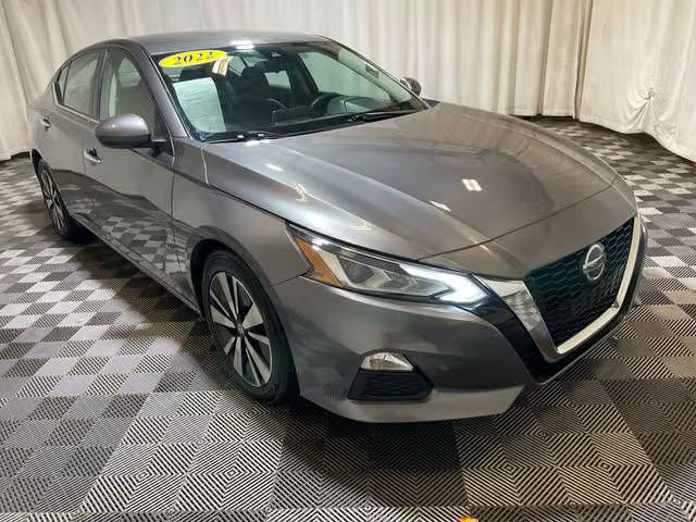 2022 Nissan Altima 2.5 SV FWD photo