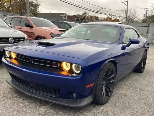 2022 Dodge Challenger R/T RWD photo