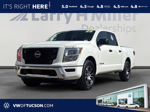 2023 Nissan Titan SV RWD photo