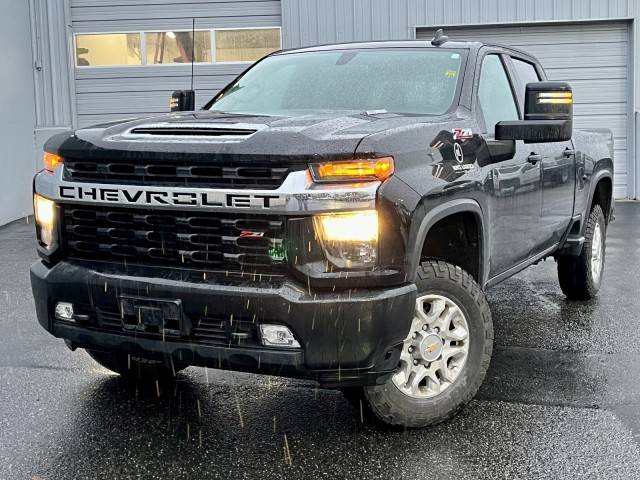 2023 Chevrolet Silverado 3500HD LT 4WD photo