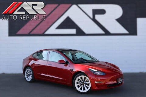 2022 Tesla Model 3 Long Range AWD photo