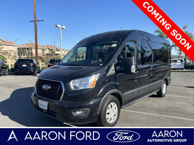 2022 Ford Transit Passenger Wagon XLT RWD photo