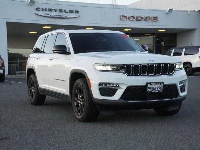 2023 Jeep Grand Cherokee Limited RWD photo