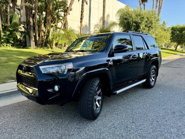 2019 Toyota 4Runner TRD Off Road Premium 4WD photo