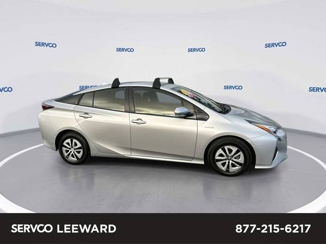 2017 Toyota Prius Two FWD photo