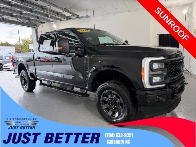 2023 Ford F-250 Super Duty XLT 4WD photo