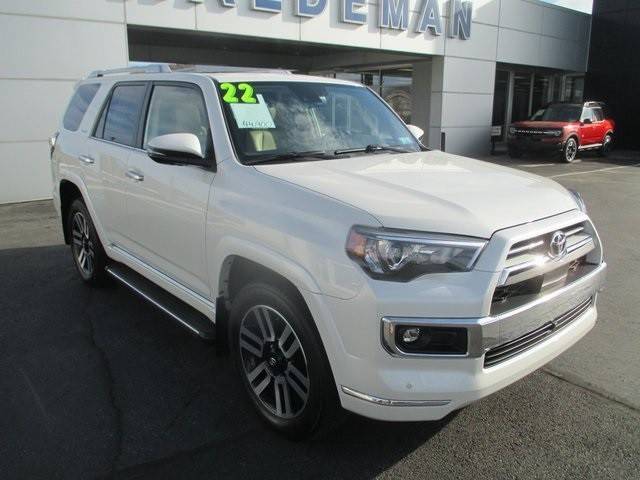 2022 Toyota 4Runner Limited 4WD photo