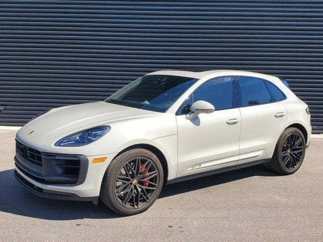 2023 Porsche Macan GTS AWD photo